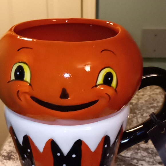 Halloween Mug Johanna Parker🎃🎃🎃🎃 - Picture 3 of 4
